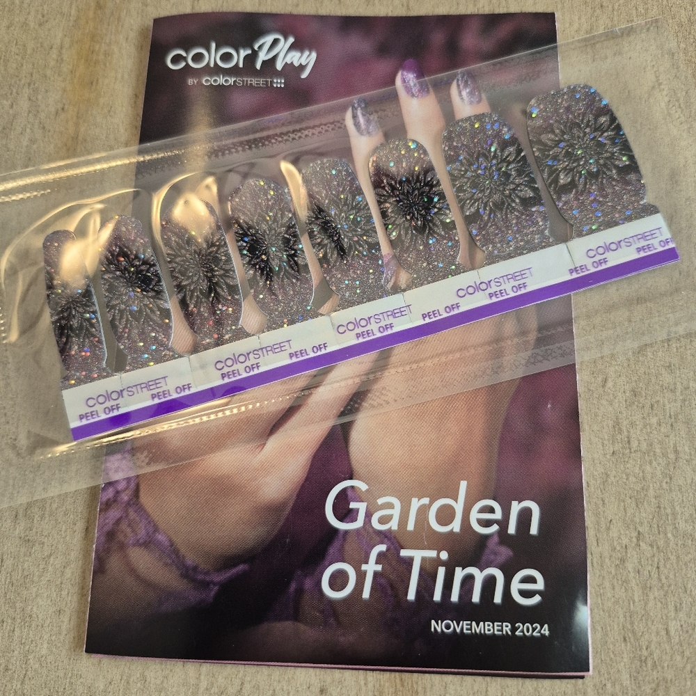 Color Street Nail Polish Strips - Forever in Bloom